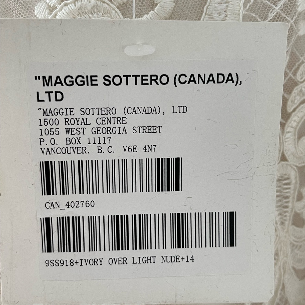 ⭐️Wedding Dress NWT⭐️ - Picture 5 of 12
